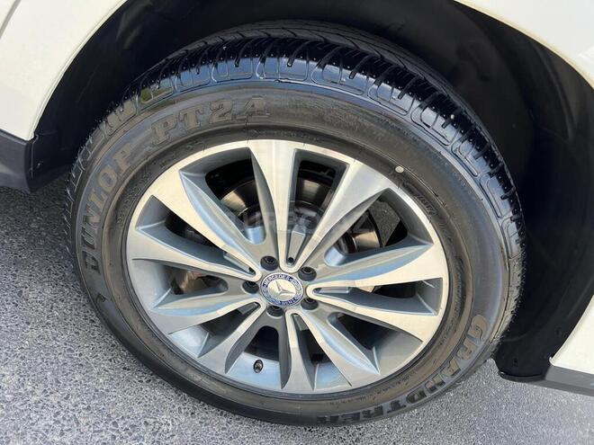 Mercedes GL 450 4MATIC 2015, 323,556 km - 3.0 l - Bakı
