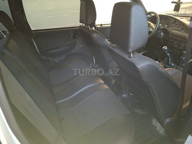 Chevrolet Niva 2015, 123,200 km - 1.7 l - Gəncə