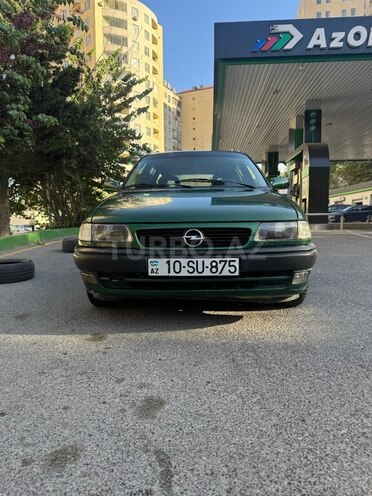 Opel Astra 1996, 331,626 km - 1.6 l - Bakı