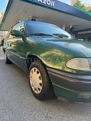Opel Astra 1996, 331,626 km - 1.6 l - Bakı