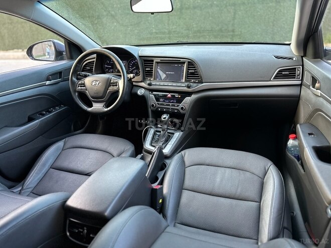 Hyundai Avante 2016, 124,435 km - 1.6 л - Bakı