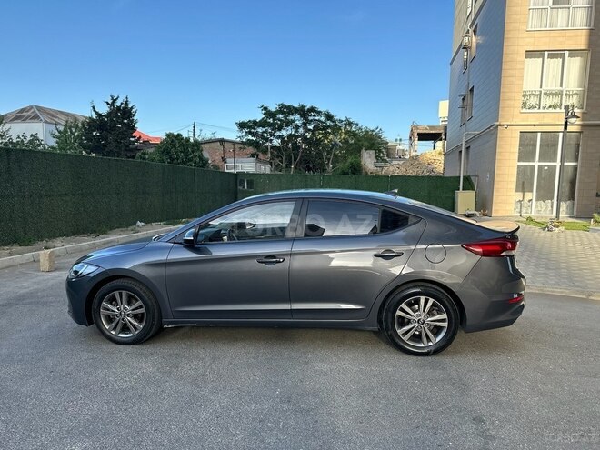 Hyundai Avante 2016, 124,435 km - 1.6 л - Bakı