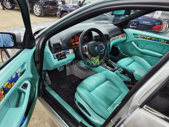 BMW 325 1999, 300,000 km - 2.5 l - Beyləqan