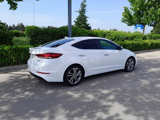 Hyundai Elantra 2016, 124,000 km - 2.0 l - Bakı