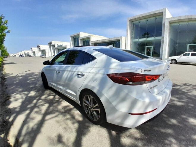 Hyundai Elantra 2016, 124,000 km - 2.0 l - Bakı