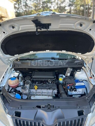 Skoda Fabia 2013, 205,000 km - 1.6 l - Bakı