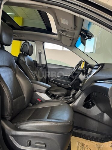 Hyundai Santa Fe-3