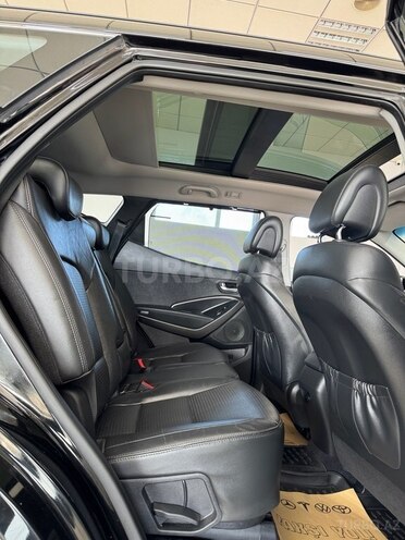 Hyundai Santa Fe-11