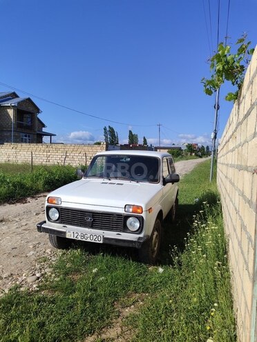 LADA (VAZ) Niva 2004, 300,000 km - 1.7 l - Qusar