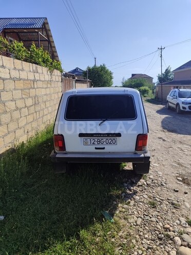 LADA (VAZ) Niva 2004, 300,000 km - 1.7 l - Qusar