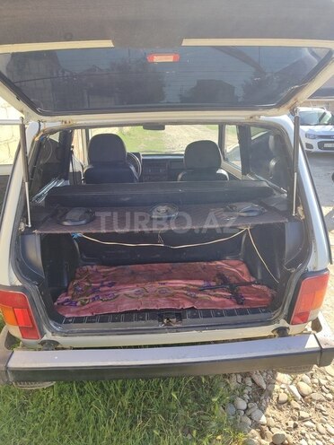 LADA (VAZ) Niva 2004, 300,000 km - 1.7 l - Qusar