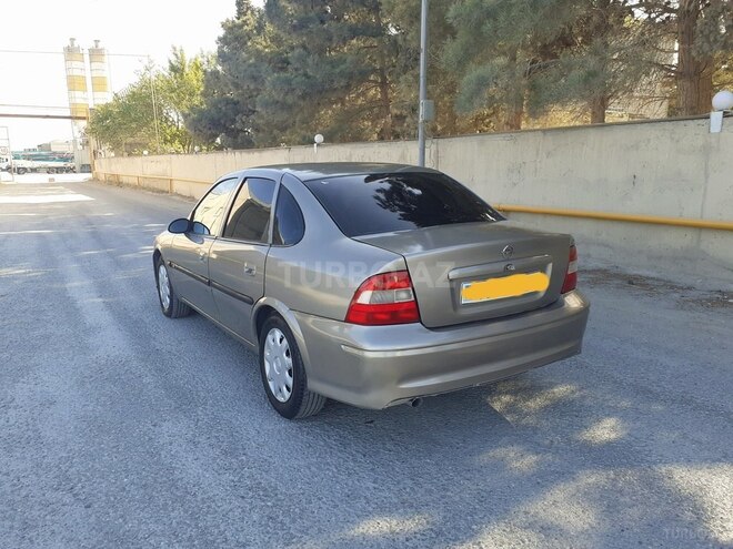 Opel Vectra 1996, 356,000 km - 2.0 l - Sumqayıt