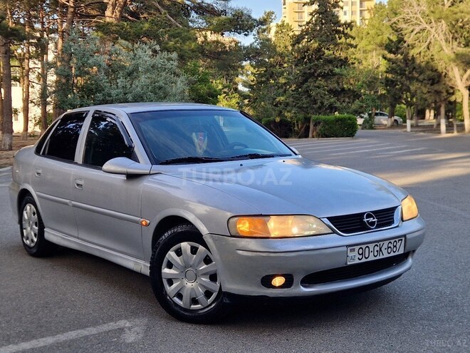 Opel Vectra 1999, 243,578 km - 1.6 л - Sumqayıt