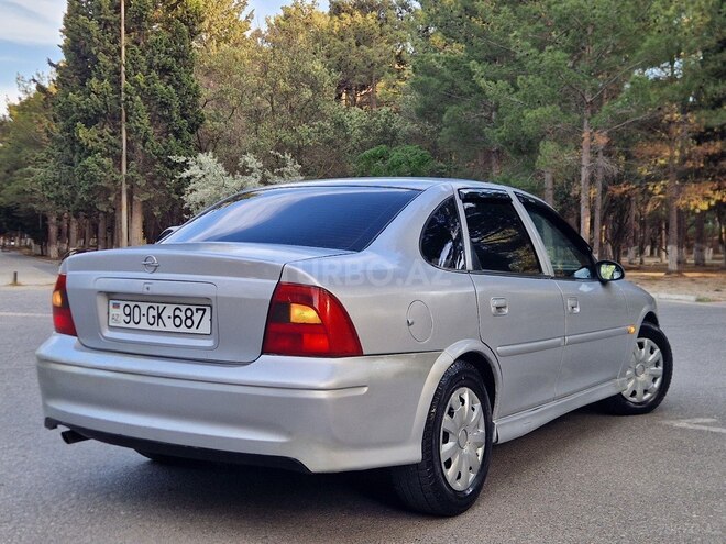 Opel Vectra 1999, 243,578 km - 1.6 л - Sumqayıt