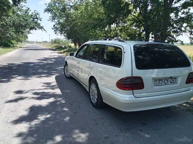 Mercedes E 220 d 2002, 458,000 km - 2.2 l - Salyan