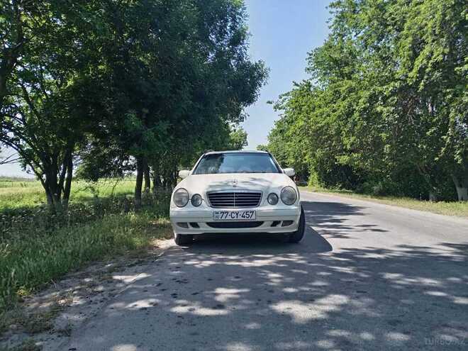 Mercedes E 220 d 2002, 458,000 km - 2.2 l - Salyan