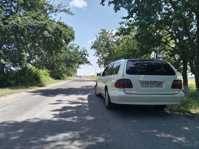 Mercedes E 220 d 2002, 458,000 km - 2.2 l - Salyan
