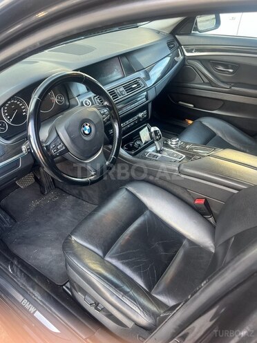 BMW 523 2010, 290,000 km - 3.0 l - Bakı
