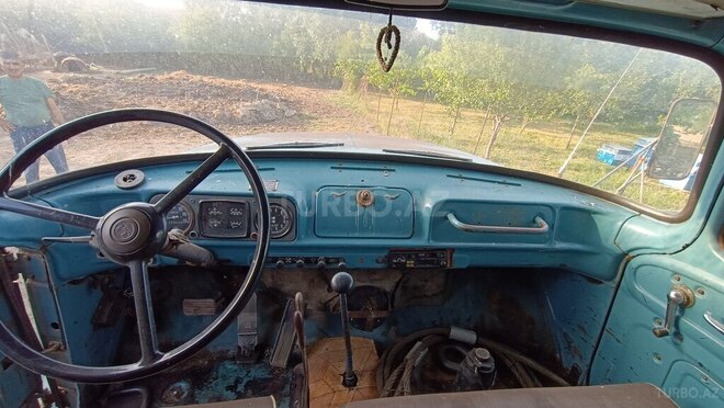 ZIL 130 1987, 550,000 km - 6.0 l - Bərdə