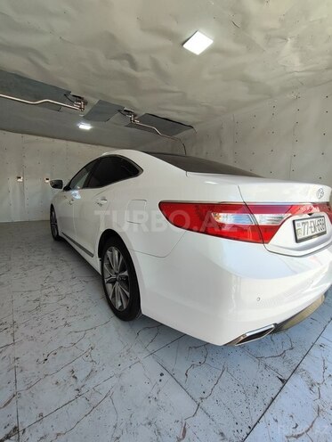 Hyundai Grandeur 2015, 215,000 km - 2.2 л - Bakı