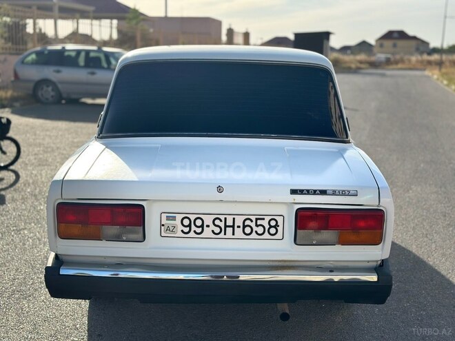 LADA (VAZ) 2107 2009, 80,000 km - 1.6 l - Bakı