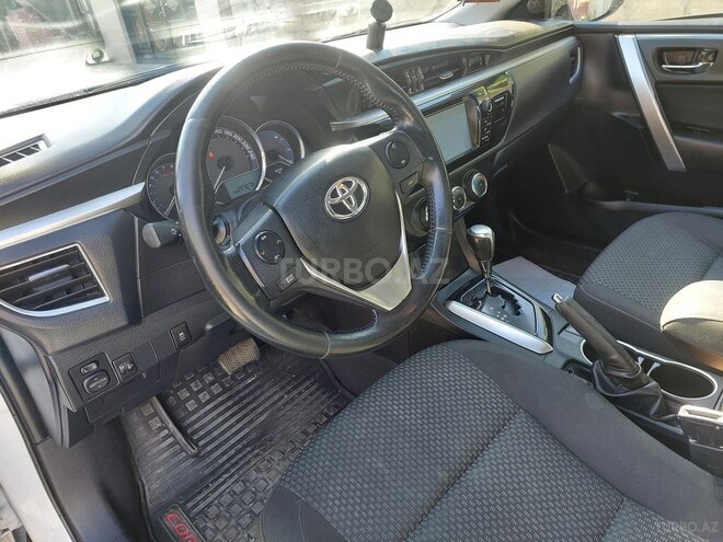 Toyota Corolla 2013, 207,000 km - 1.6 l - Bakı