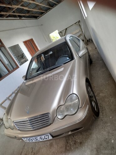 Mercedes C 200 d 2001, 533,000 km - 2.2 l - Sumqayıt