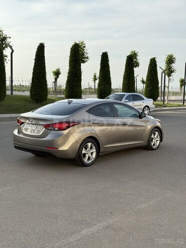 Hyundai Elantra 2015, 94,216 km - 1.8 l - Tovuz