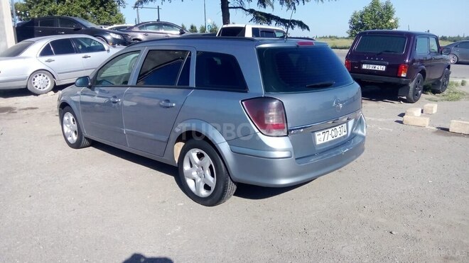 Opel Astra 2007, 330,000 km - 1.7 l - Gəncə