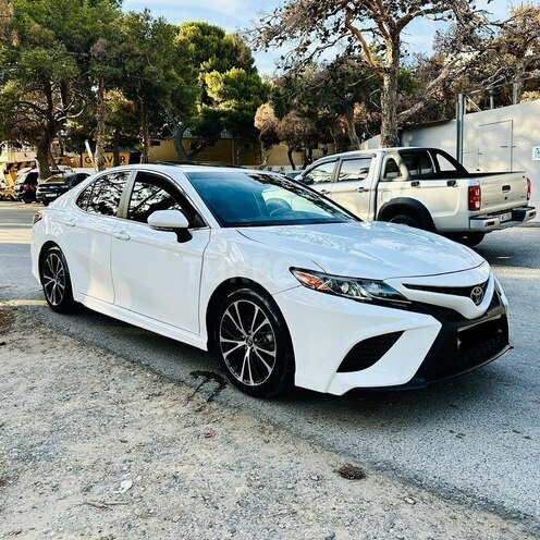 Toyota Camry-5