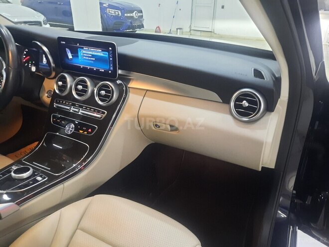 Mercedes C 300 2020, 53,000 km - 2.0 l - Bakı