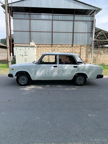 LADA (VAZ) 2107 2004, 87,000 km - 1.6 л - Qax