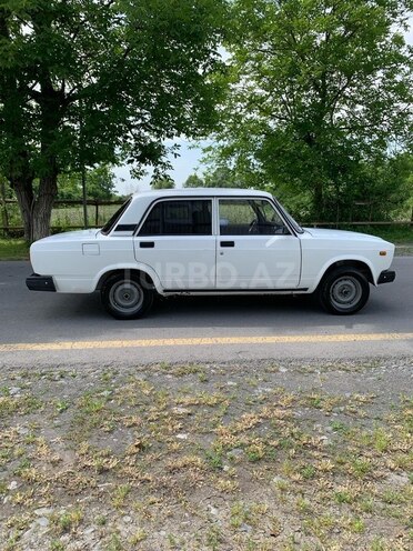LADA (VAZ) 2107 2004, 87,000 km - 1.6 л - Qax
