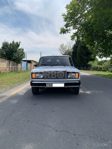 LADA (VAZ) 2107 2004, 87,000 km - 1.6 л - Qax