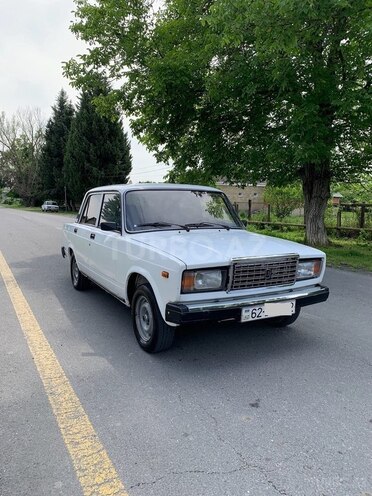 LADA (VAZ) 2107 2004, 87,000 km - 1.6 л - Qax