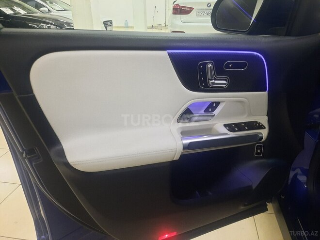 Mercedes GLB 250 4MATIC 2021, 39,000 km - 2.0 l - Bakı