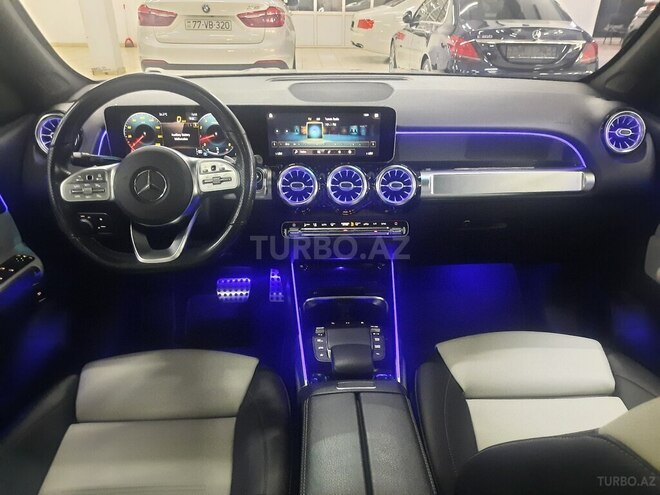 Mercedes GLB 250 4MATIC 2021, 39,000 km - 2.0 l - Bakı