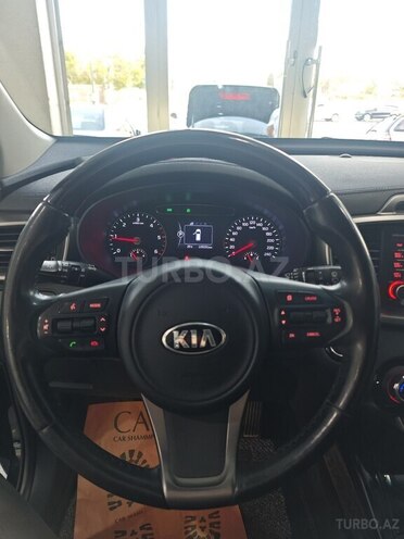 Kia Sorento-9