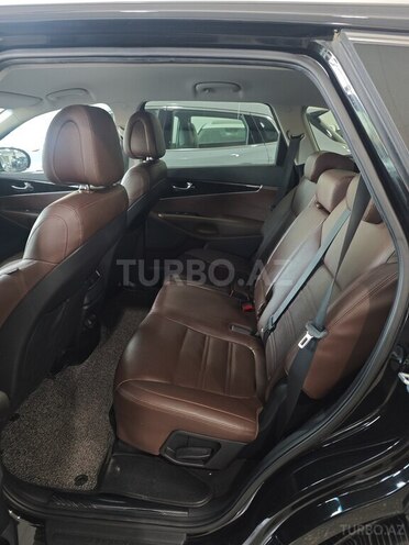 Kia Sorento-18