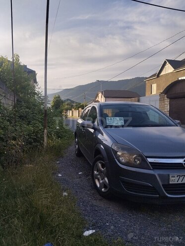 Opel Astra 2006, 310,000 km - 1.3 l - Zaqatala