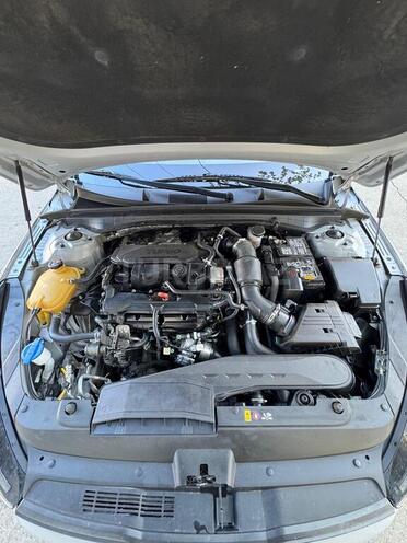 Kia K5-15