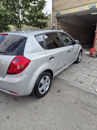 Kia Ceed 2009, 230,800 km - 1.4 л - Gəncə