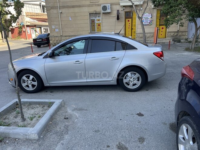 Chevrolet Cruze 2011, 300,000 km - 1.4 л - Bakı
