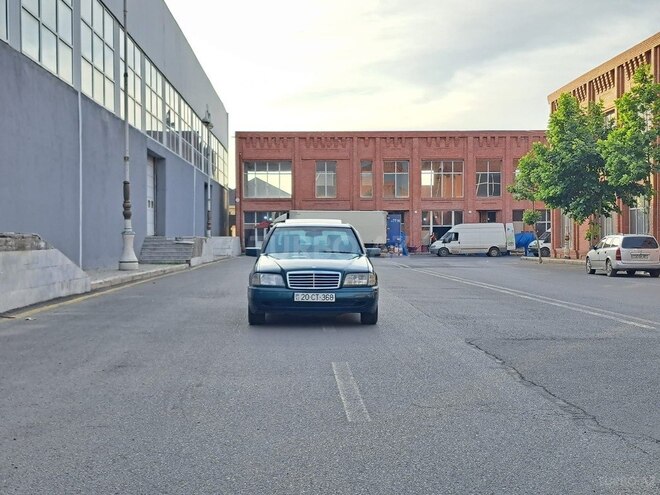 Mercedes C 180 1996, 277,070 km - 1.8 l - Gəncə