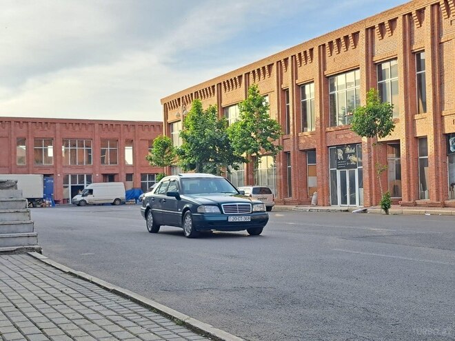Mercedes C 180 1996, 277,070 km - 1.8 l - Gəncə