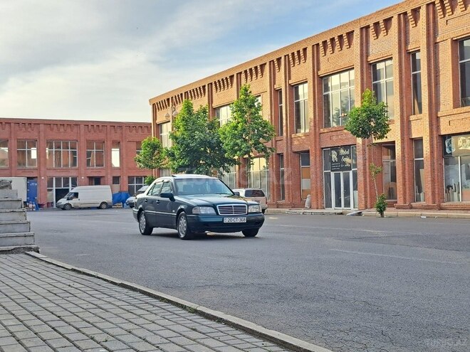 Mercedes C 180 1996, 277,070 km - 1.8 l - Gəncə