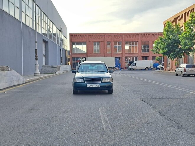 Mercedes C 180 1996, 277,070 km - 1.8 l - Gəncə