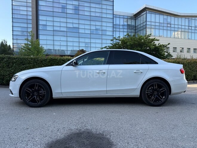Audi A4 2015, 187,000 km - 1.8 л - Bakı