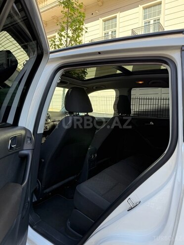 Volkswagen Tiguan 2011, 133,000 km - 2.0 l - Bakı