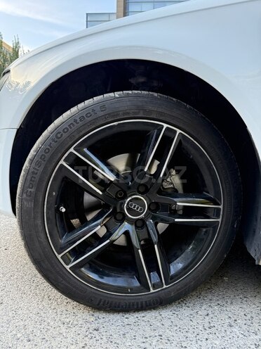 Audi A4 2015, 187,000 km - 1.8 л - Bakı